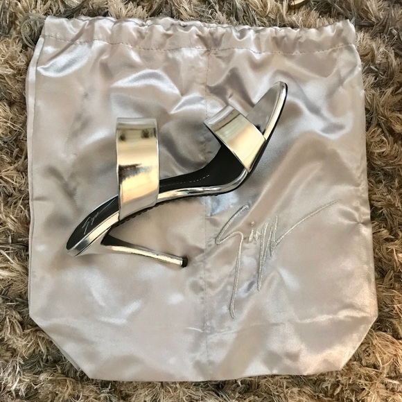Giuseppe Zanotti Silver Heel Sandles - Picture 4 of 5